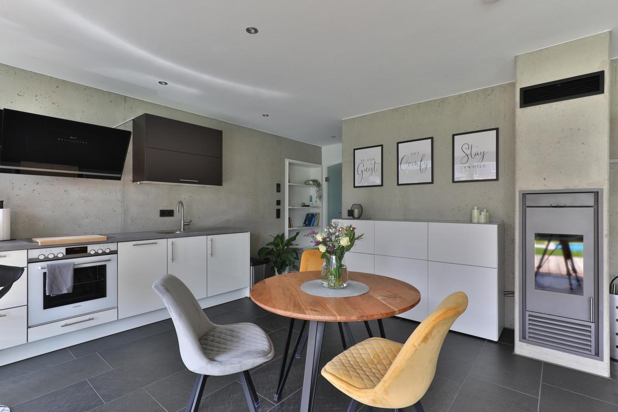 Modernes Studio-Apartment แกร์สโทเฟิน ภายนอก รูปภาพ
