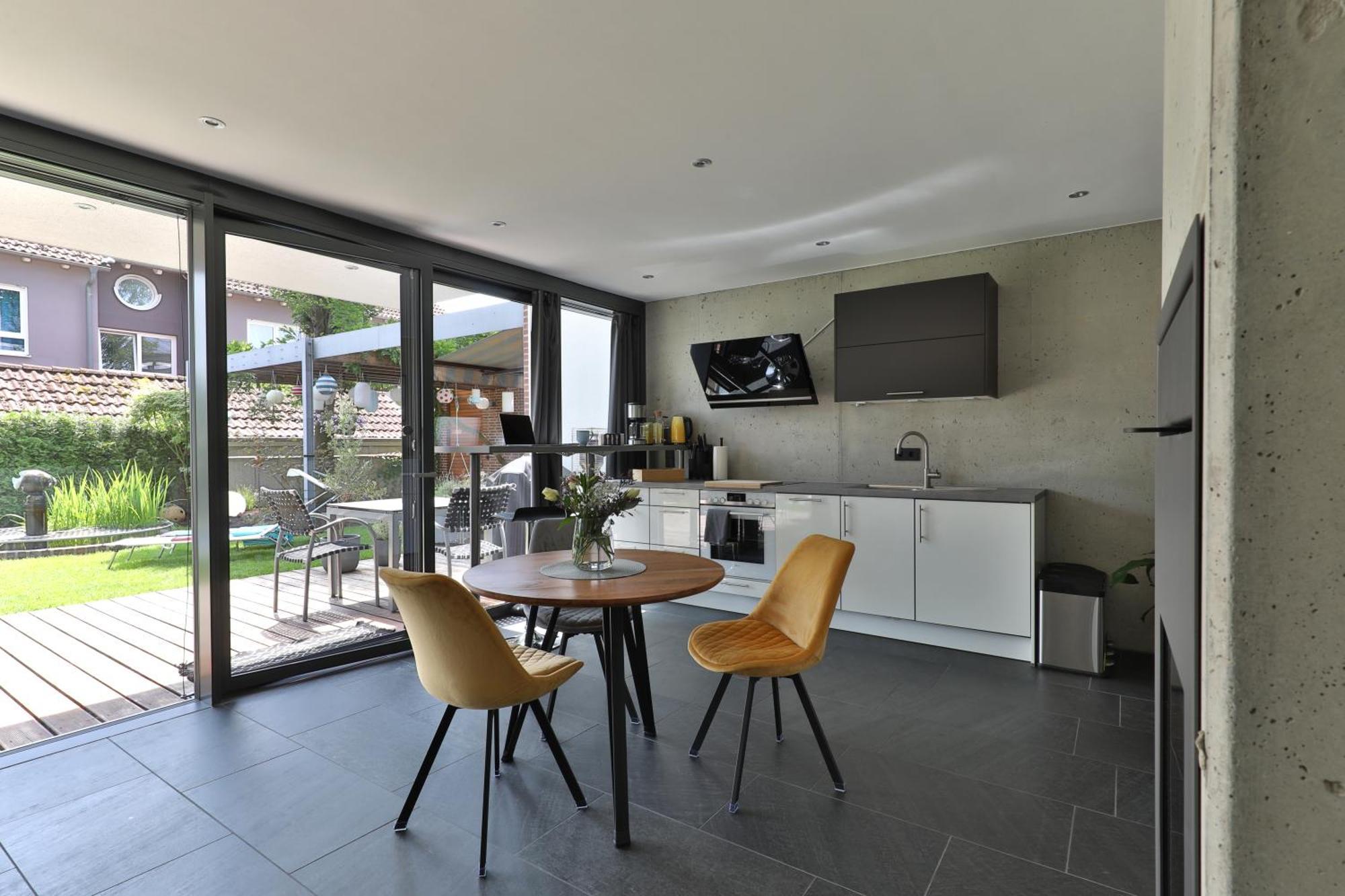 Modernes Studio-Apartment แกร์สโทเฟิน ภายนอก รูปภาพ
