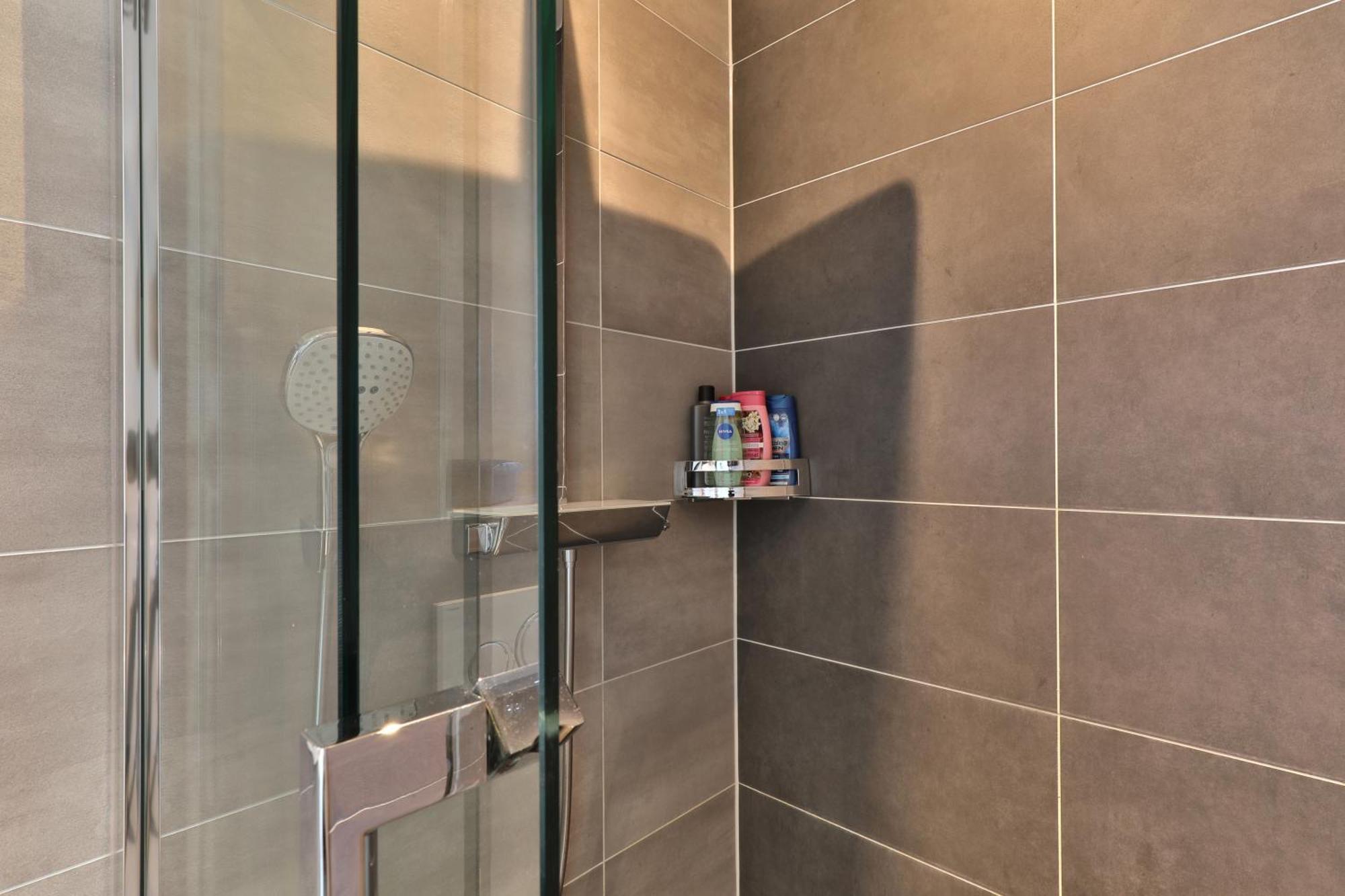 Modernes Studio-Apartment แกร์สโทเฟิน ภายนอก รูปภาพ