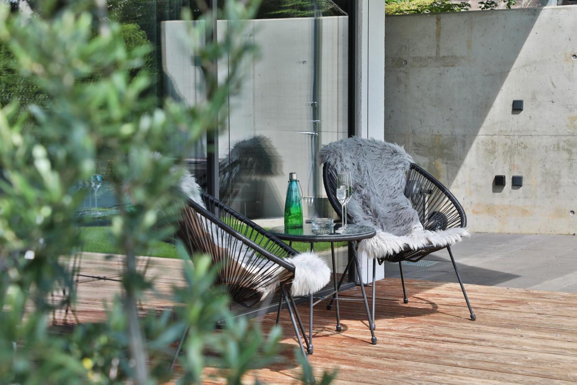 Modernes Studio-Apartment แกร์สโทเฟิน ภายนอก รูปภาพ